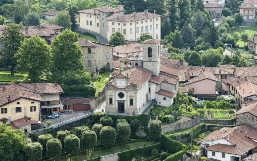 Il Piazzolo, Un Angolo Di Storia Carobbio degli Angeli Pokoj fotografie