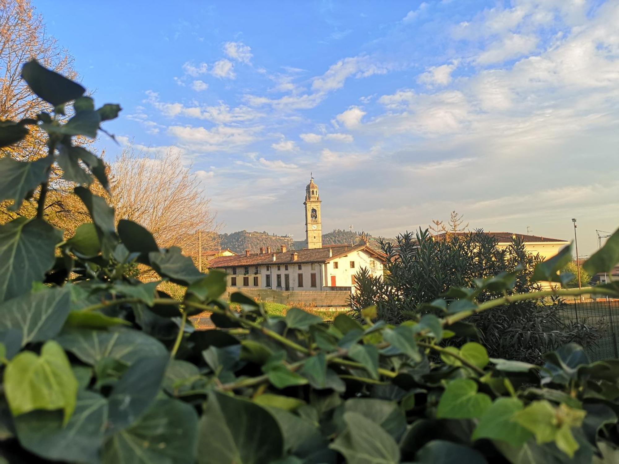 Il Piazzolo, Un Angolo Di Storia Carobbio degli Angeli Exteriér fotografie